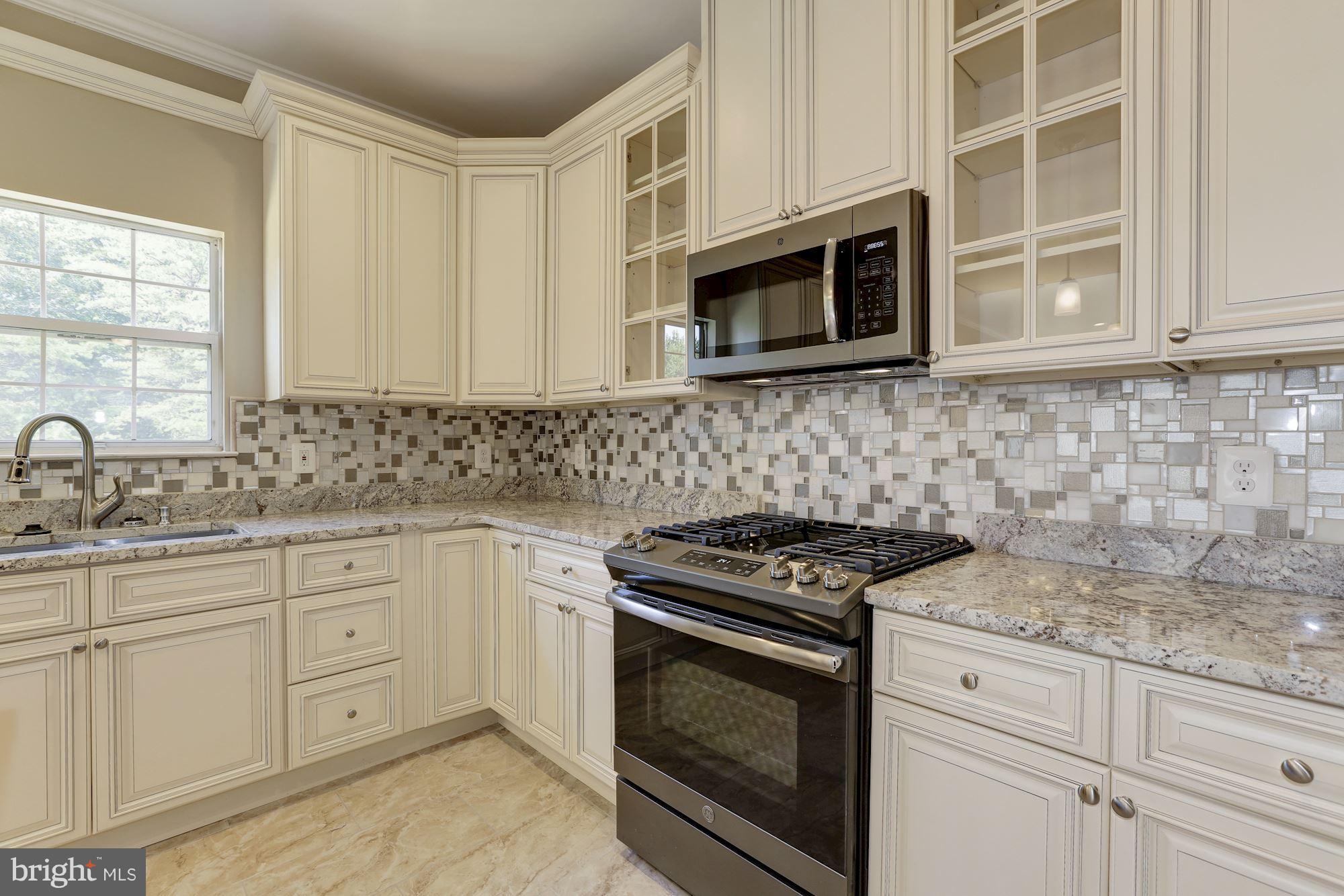 GLENN ESTATES - Residential