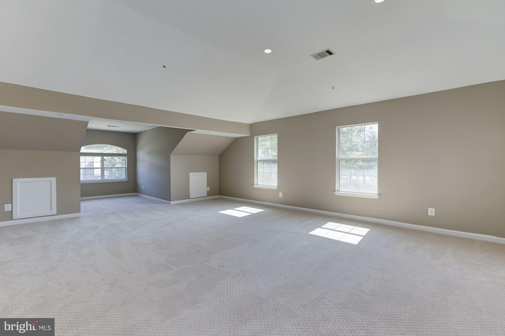 GLENN ESTATES - Residential