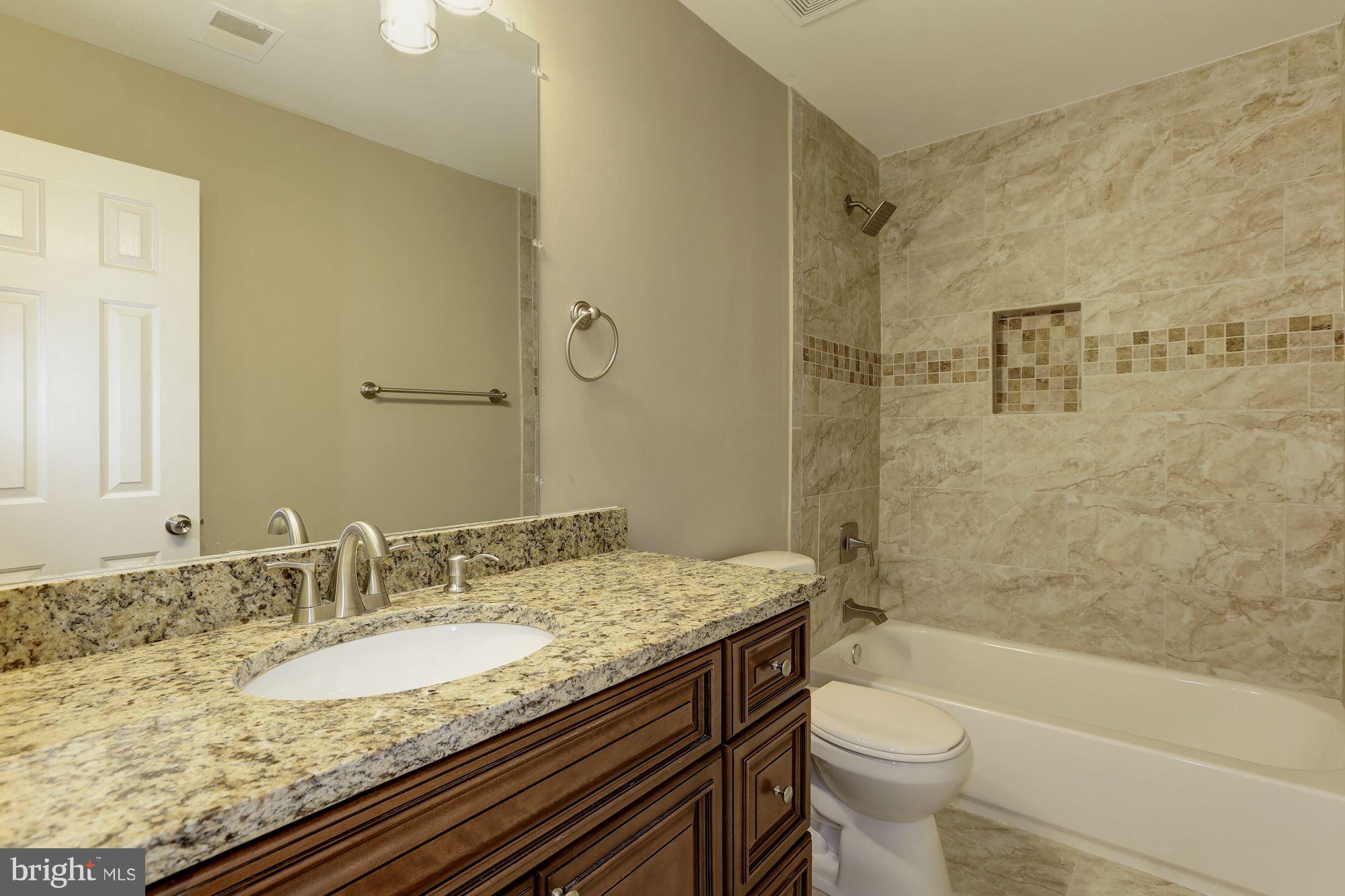 GLENN ESTATES - Residential