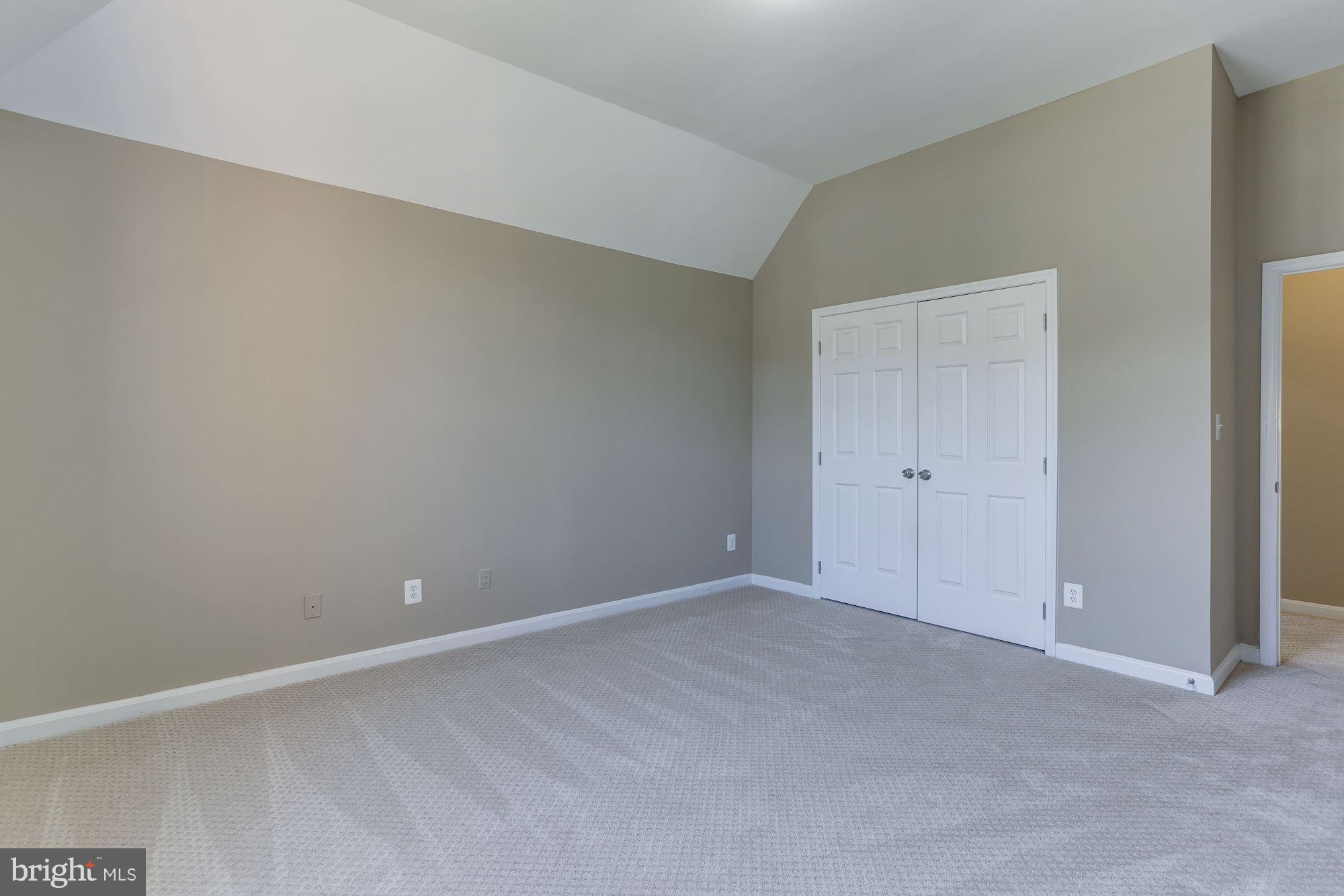 GLENN ESTATES - Residential