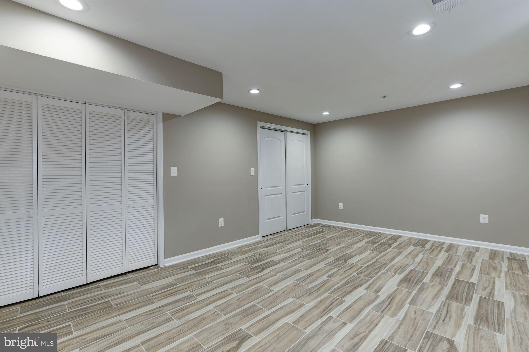 GLENN ESTATES - Residential