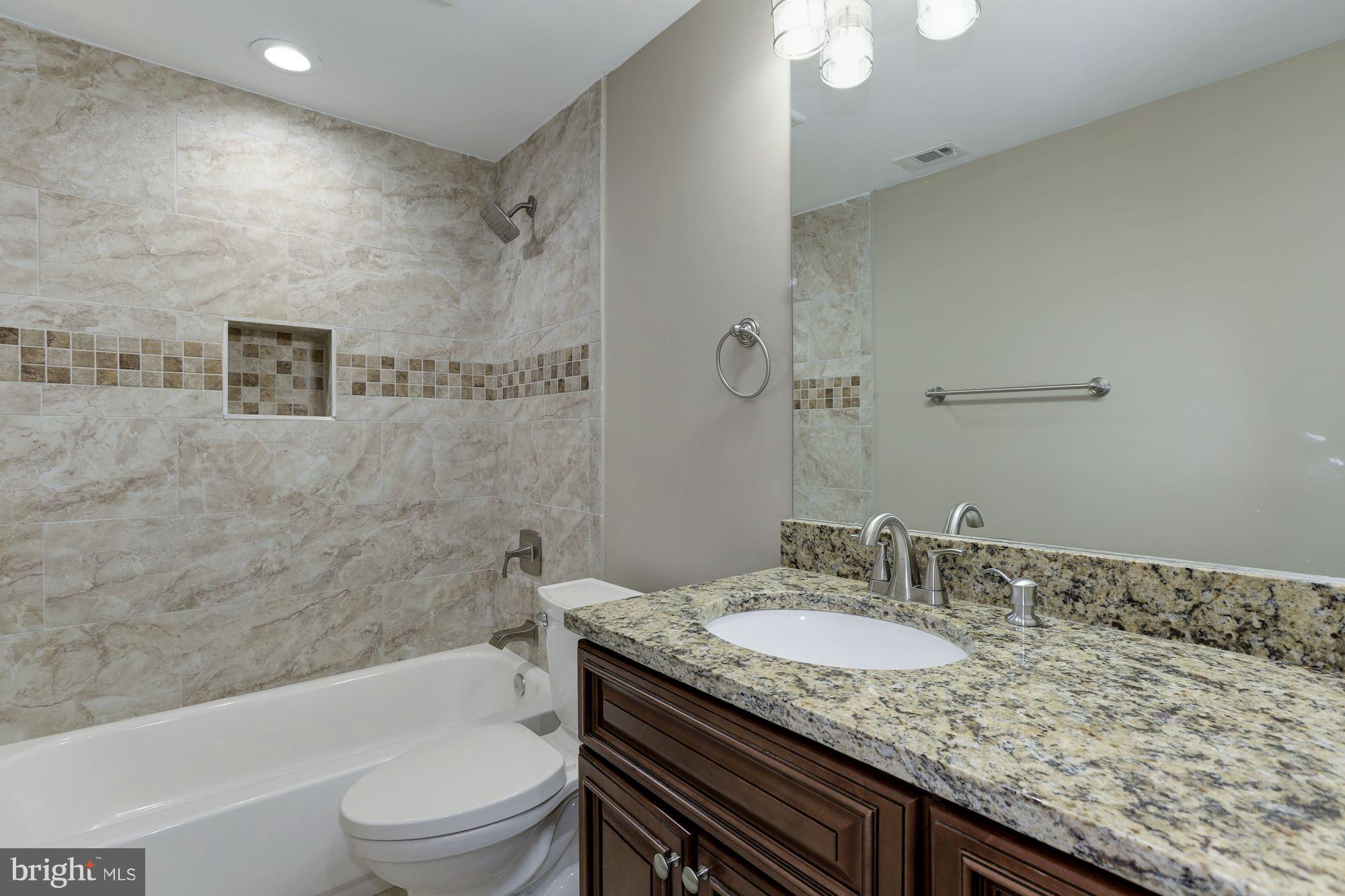 GLENN ESTATES - Residential