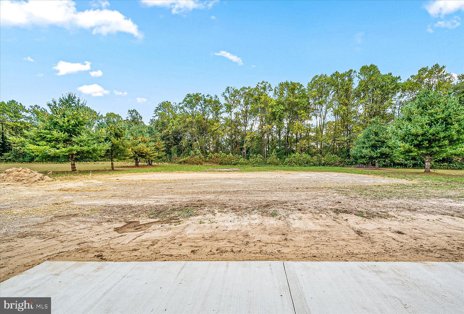 LORDS CROSSING - Residential