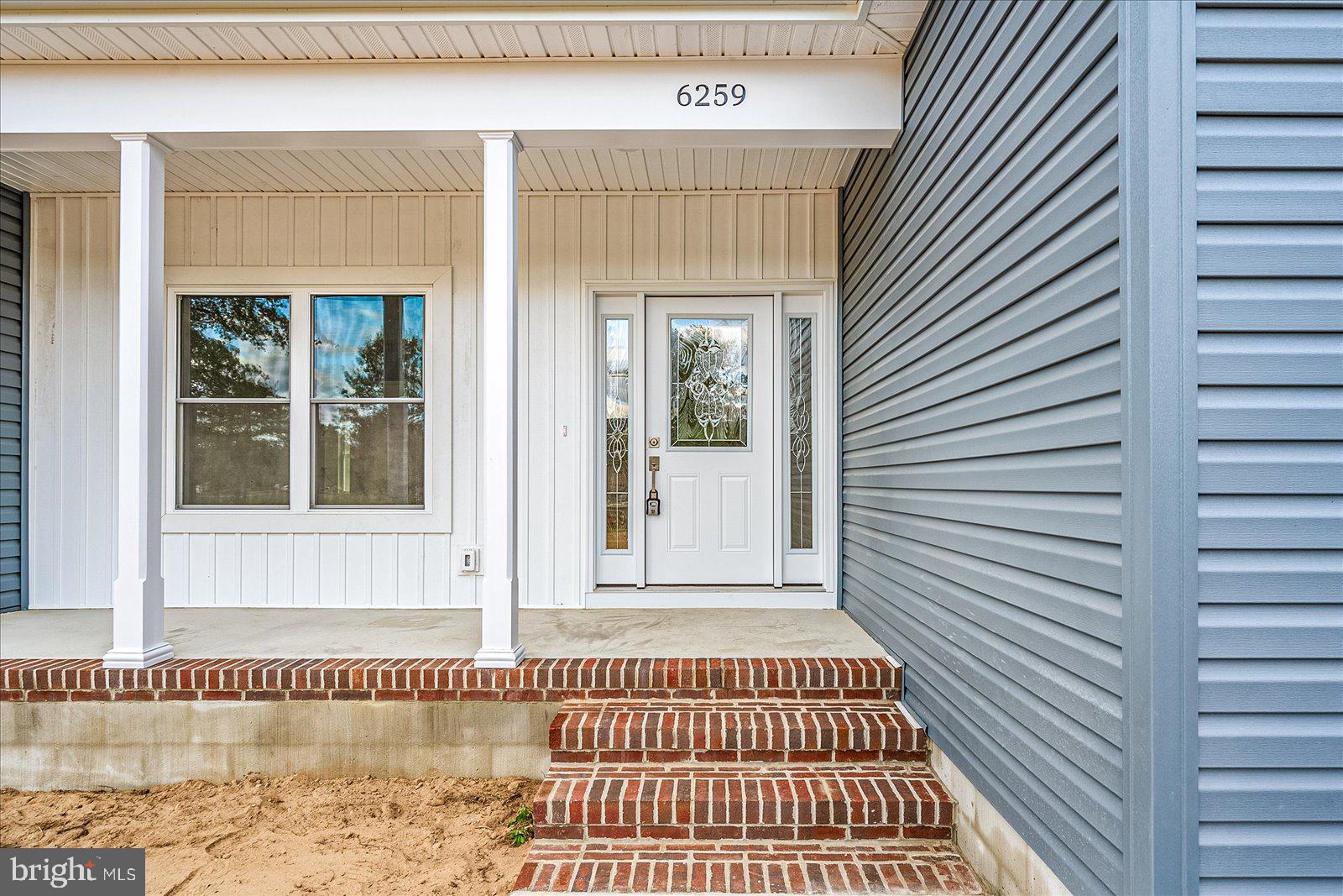 LORDS CROSSING - Residential