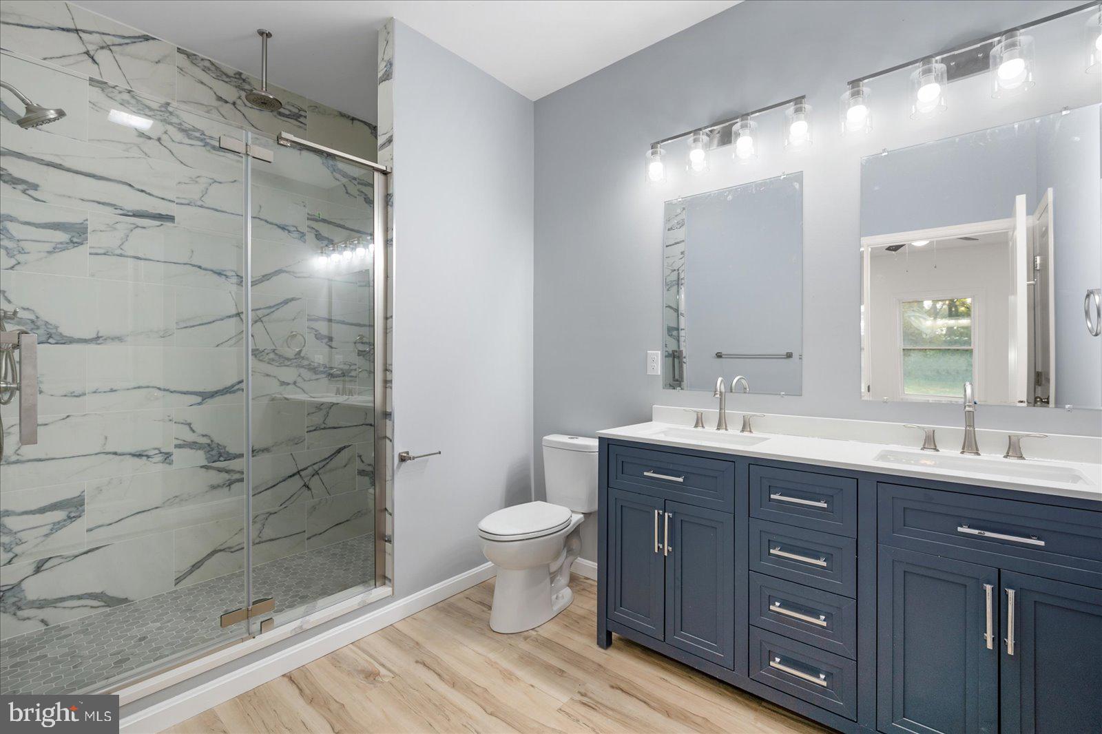 LORDS CROSSING - Residential