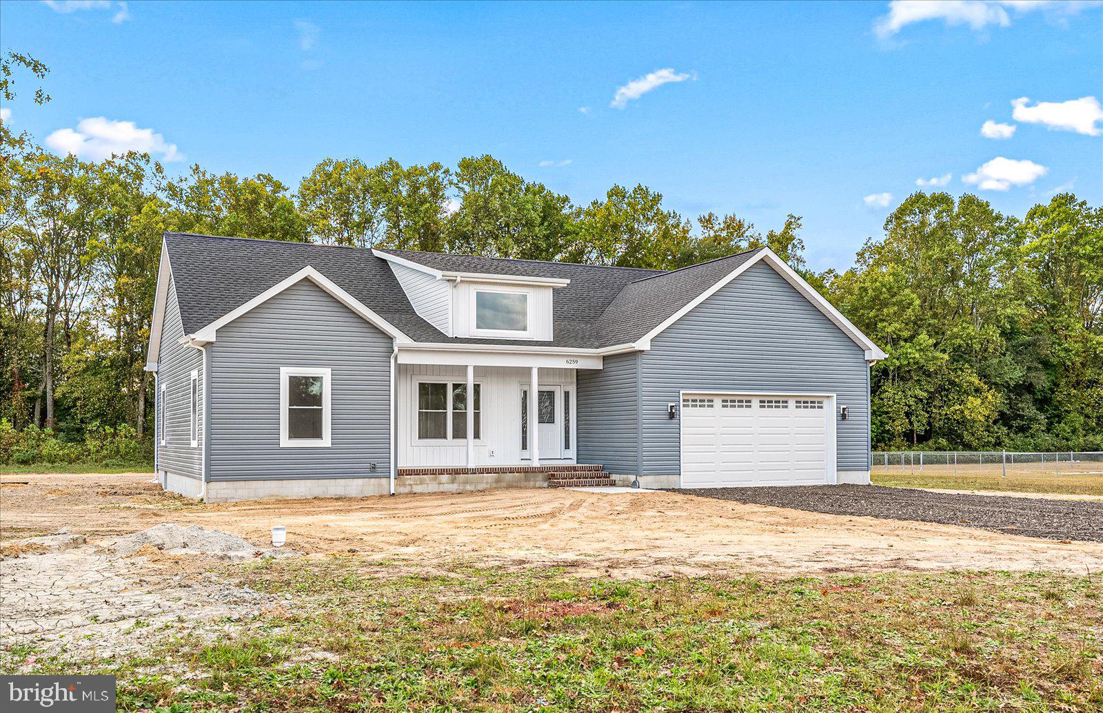 LORDS CROSSING - Residential