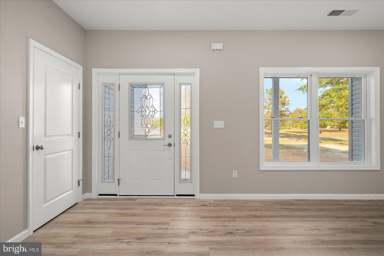 LORDS CROSSING - Residential