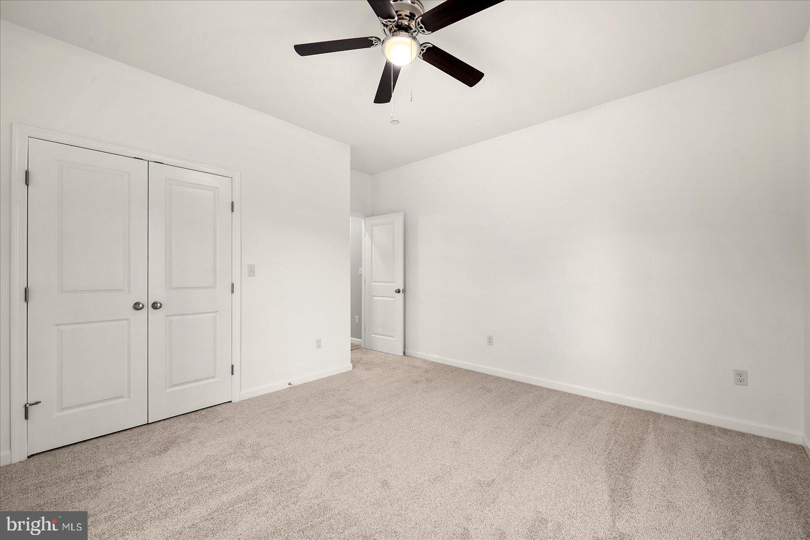 LORDS CROSSING - Residential