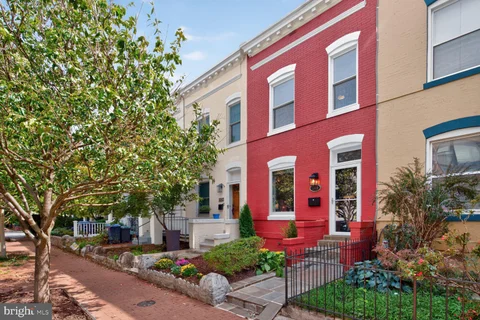 MLS: DCDC2282096