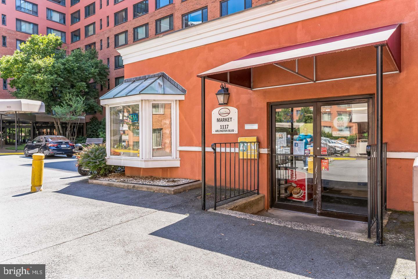 1021 ARLINGTON BOULEVARD 237