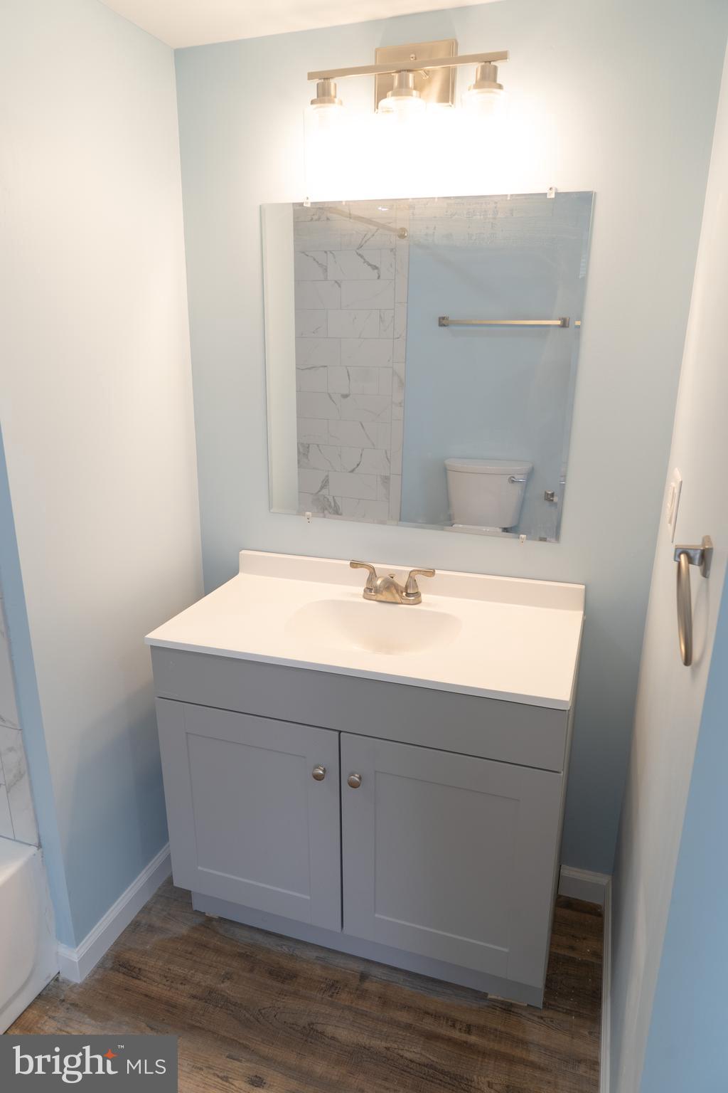 GLENSIDE - Residential Lease