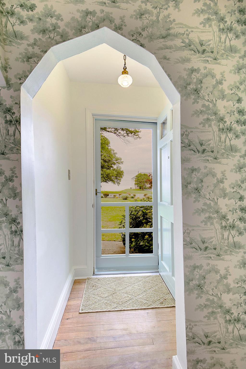 LOG INN ESTATES - Residential