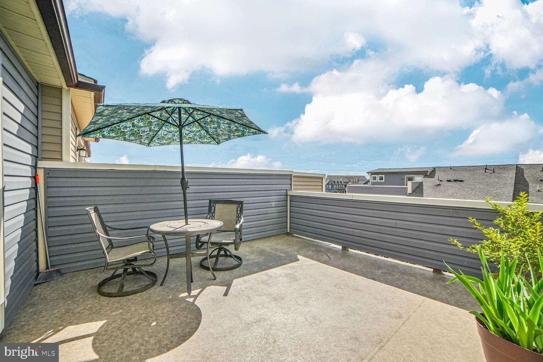 VILLAGES OF URBANA - Residential Lease