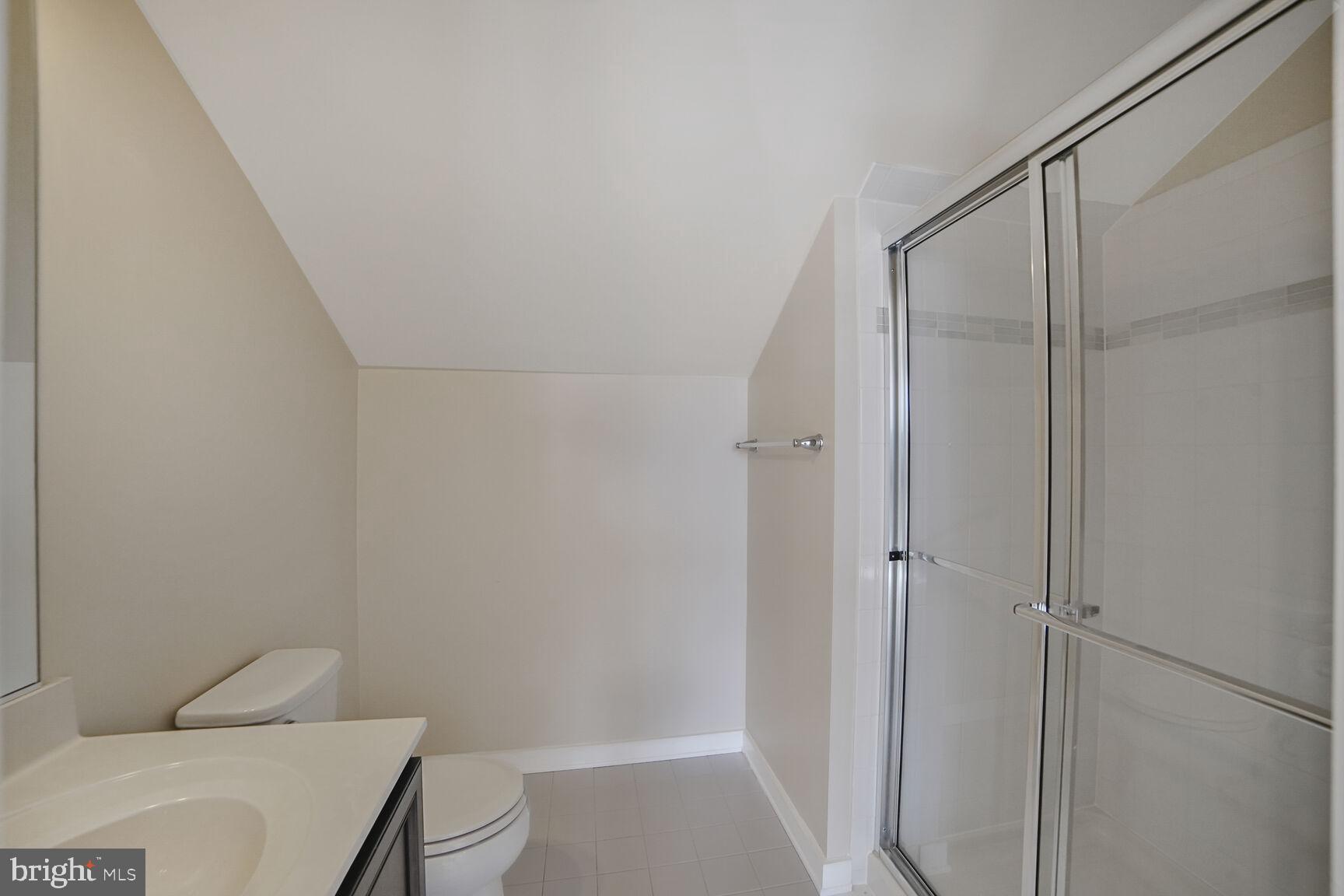 VILLAGES OF URBANA - Residential Lease