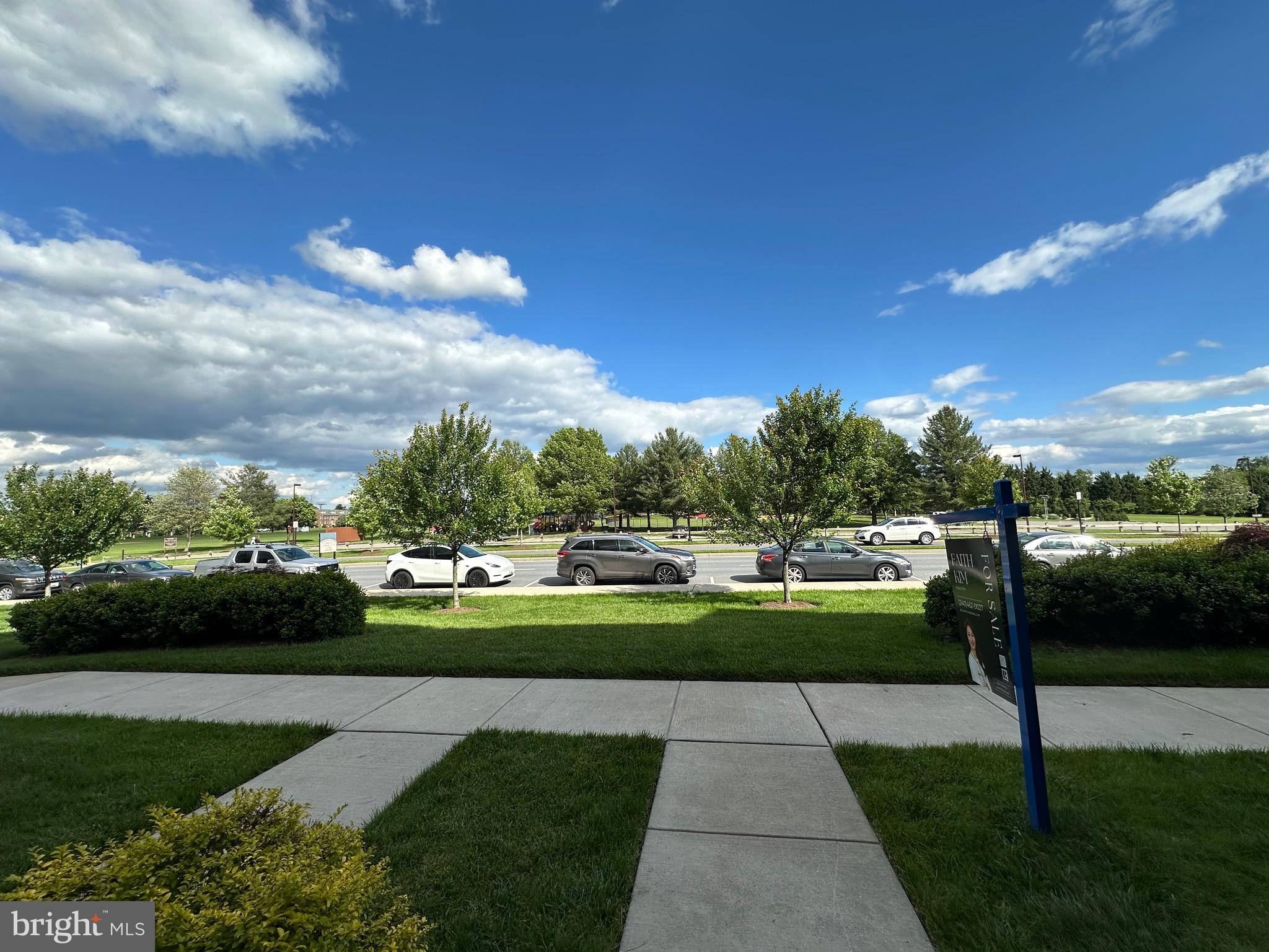 VILLAGES OF URBANA - Residential Lease