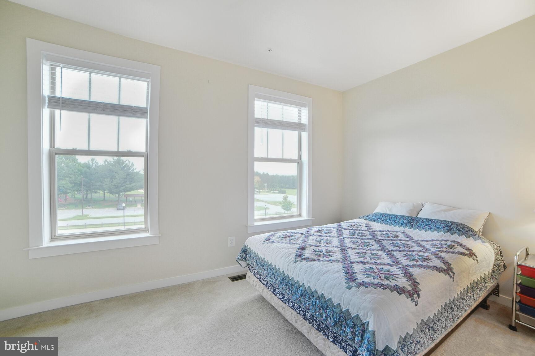 VILLAGES OF URBANA - Residential Lease