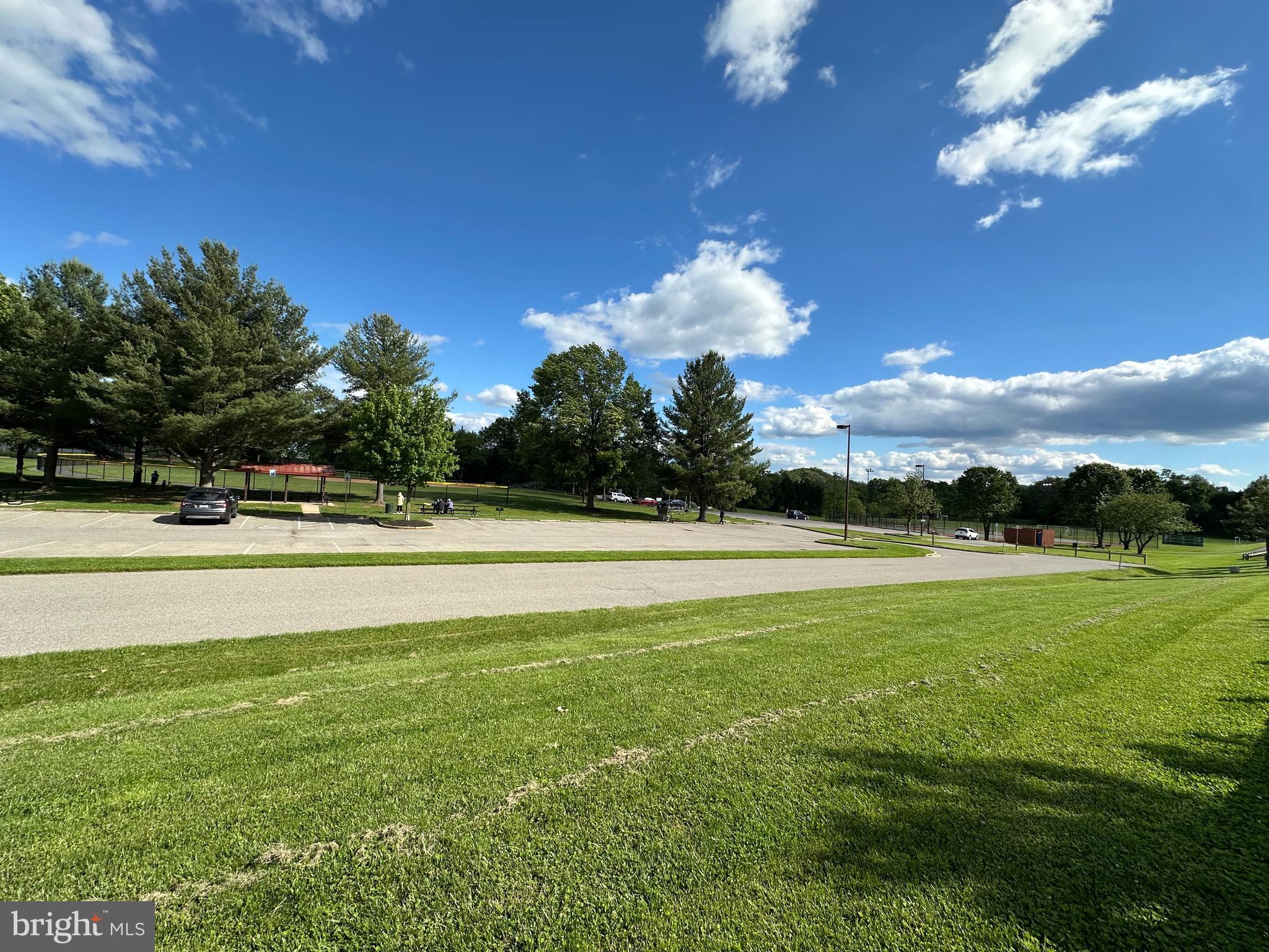 VILLAGES OF URBANA - Residential Lease