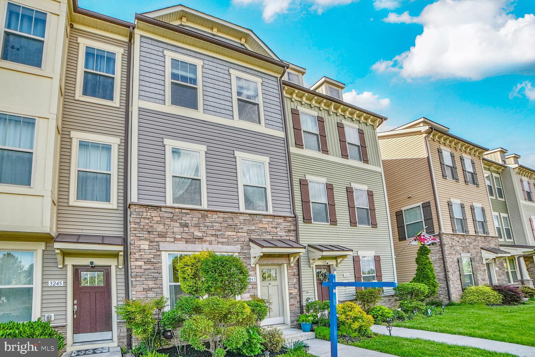 VILLAGES OF URBANA - Residential Lease