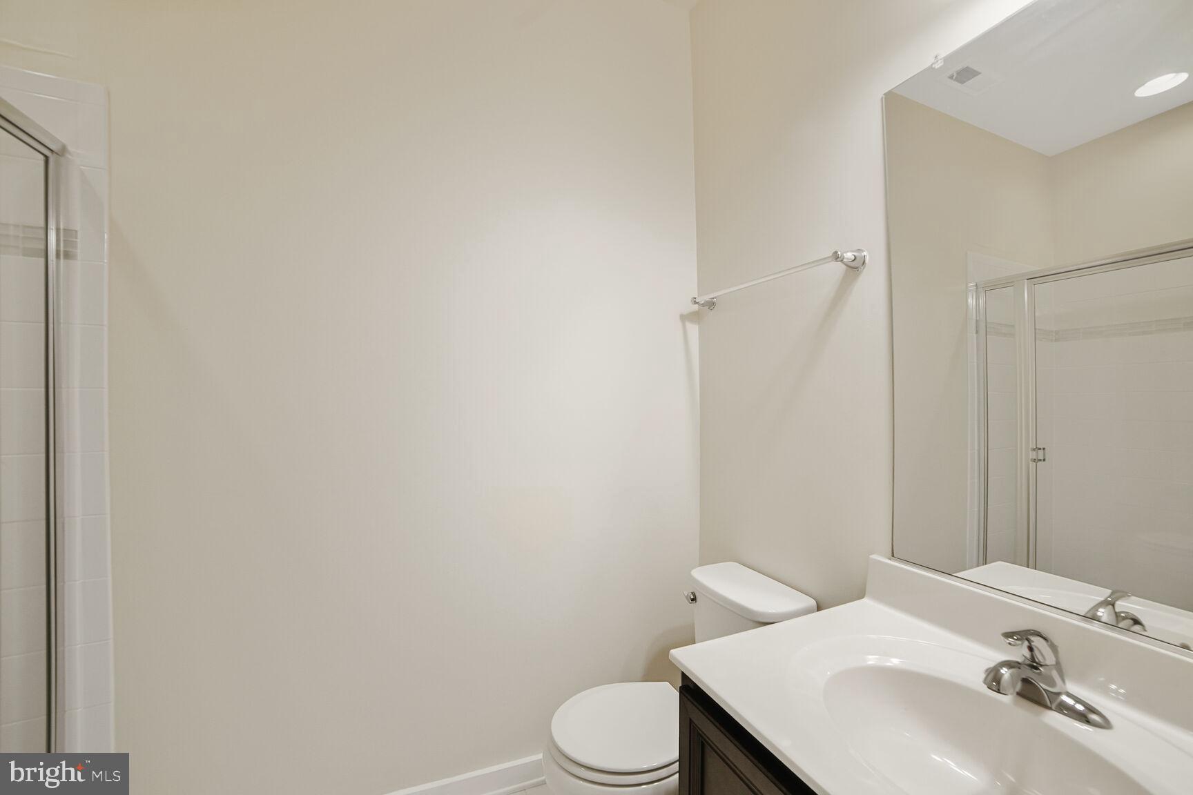 VILLAGES OF URBANA - Residential Lease