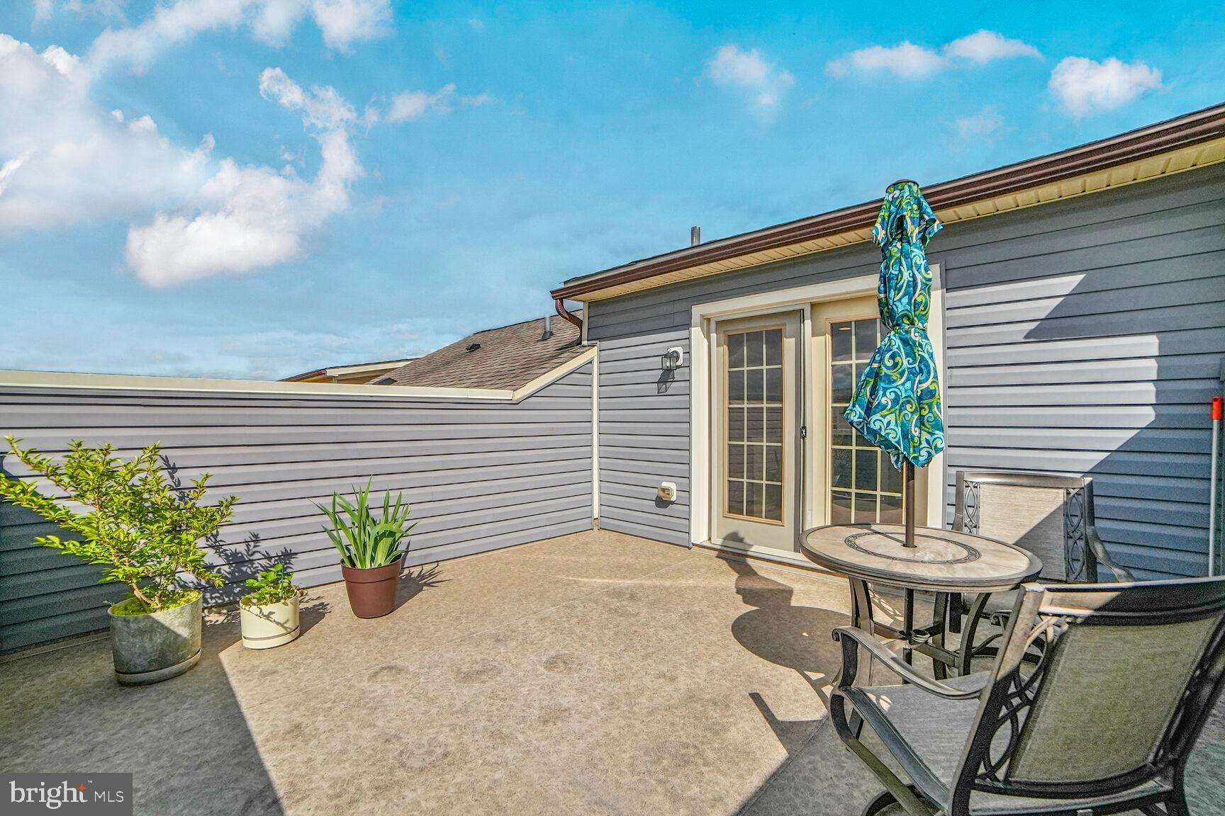 VILLAGES OF URBANA - Residential Lease