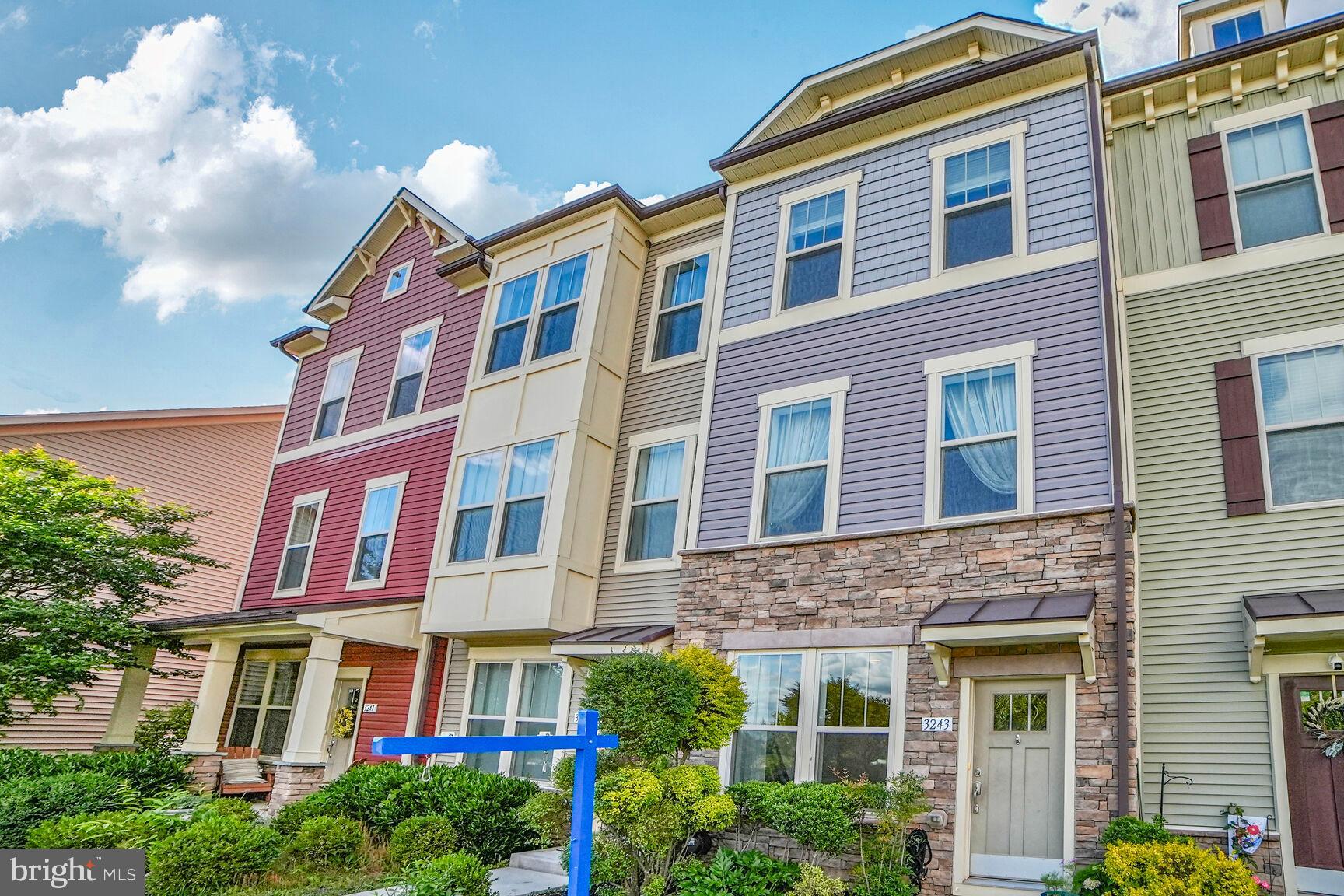 VILLAGES OF URBANA - Residential Lease