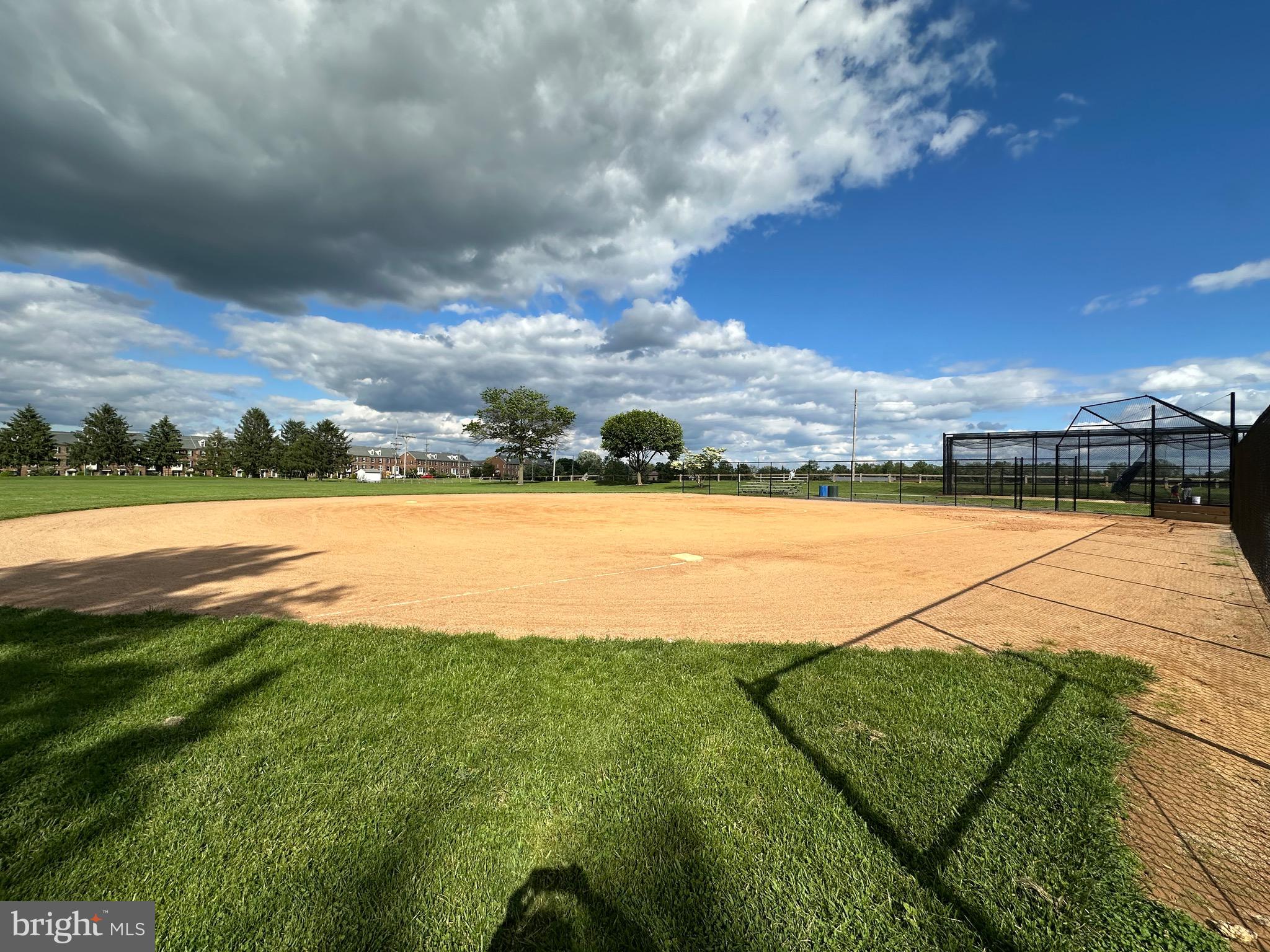 VILLAGES OF URBANA - Residential Lease