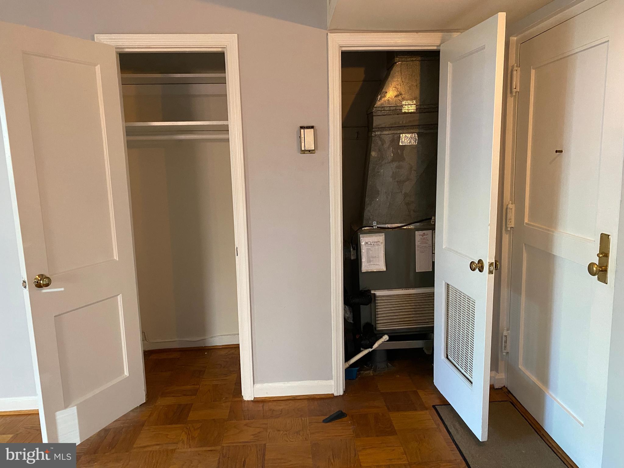 ROSSLYN HEIGHTS - Residential Lease