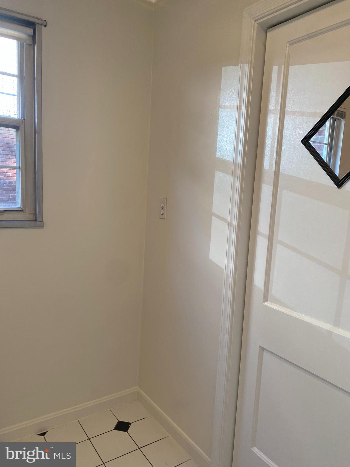 ROSSLYN HEIGHTS - Residential Lease