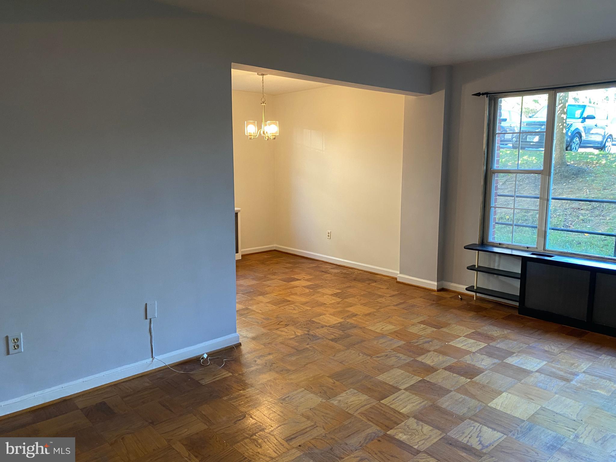 ROSSLYN HEIGHTS - Residential Lease