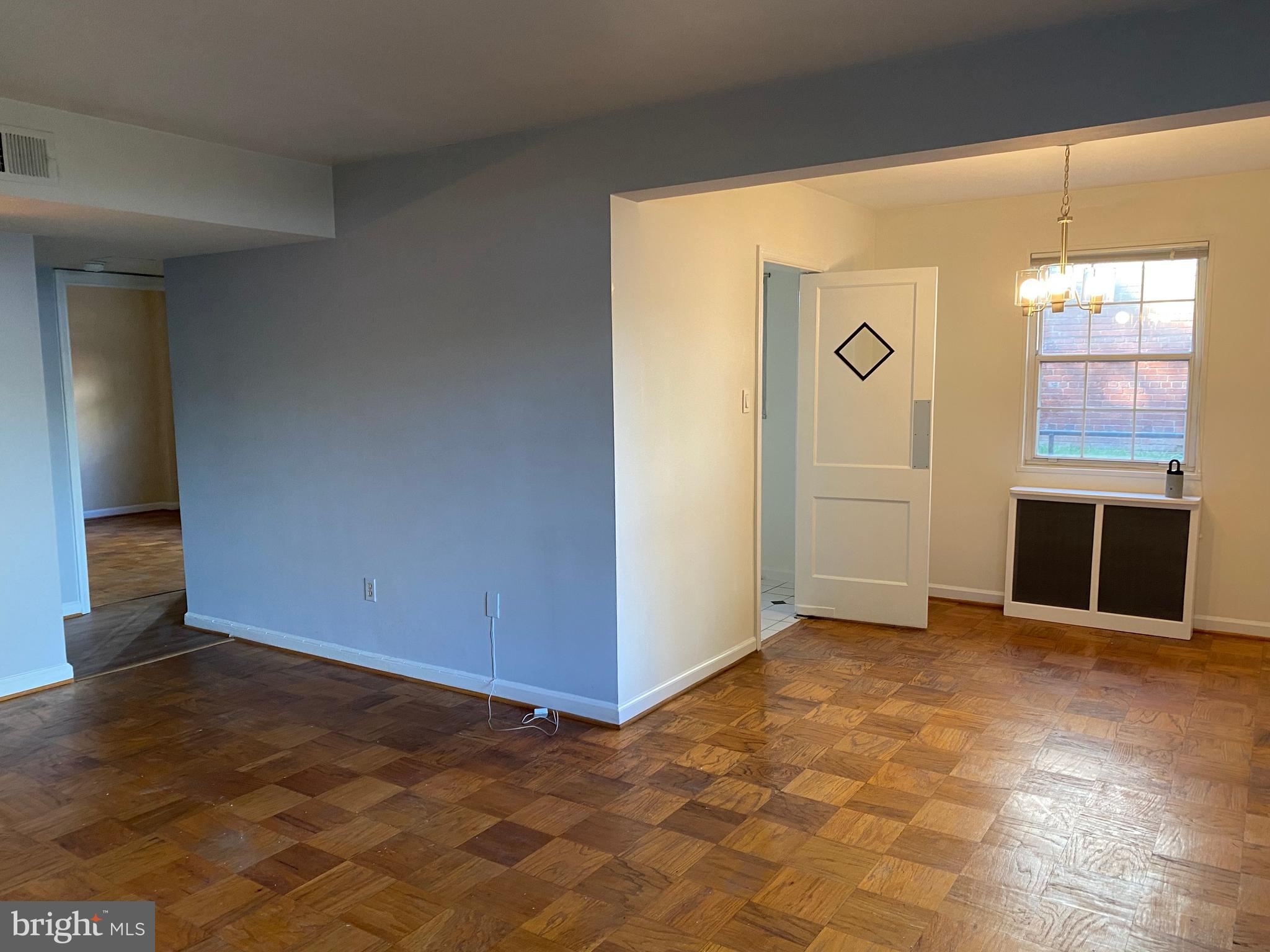 ROSSLYN HEIGHTS - Residential Lease