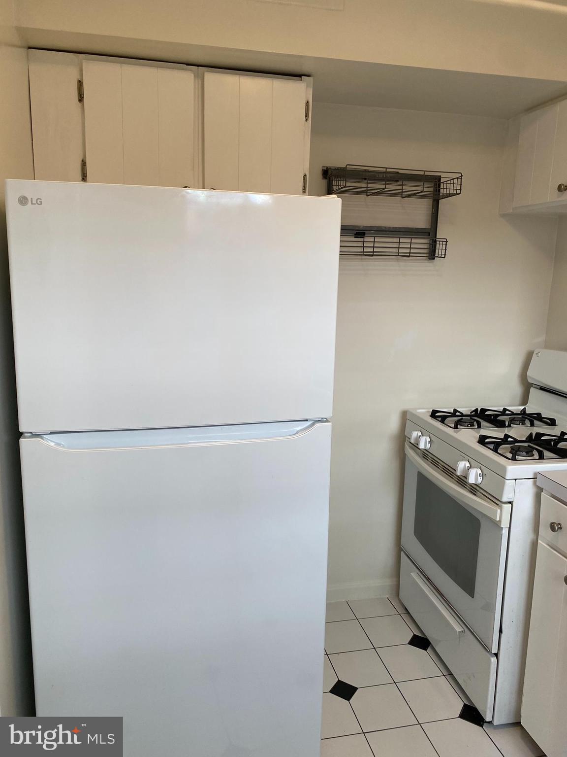 ROSSLYN HEIGHTS - Residential Lease