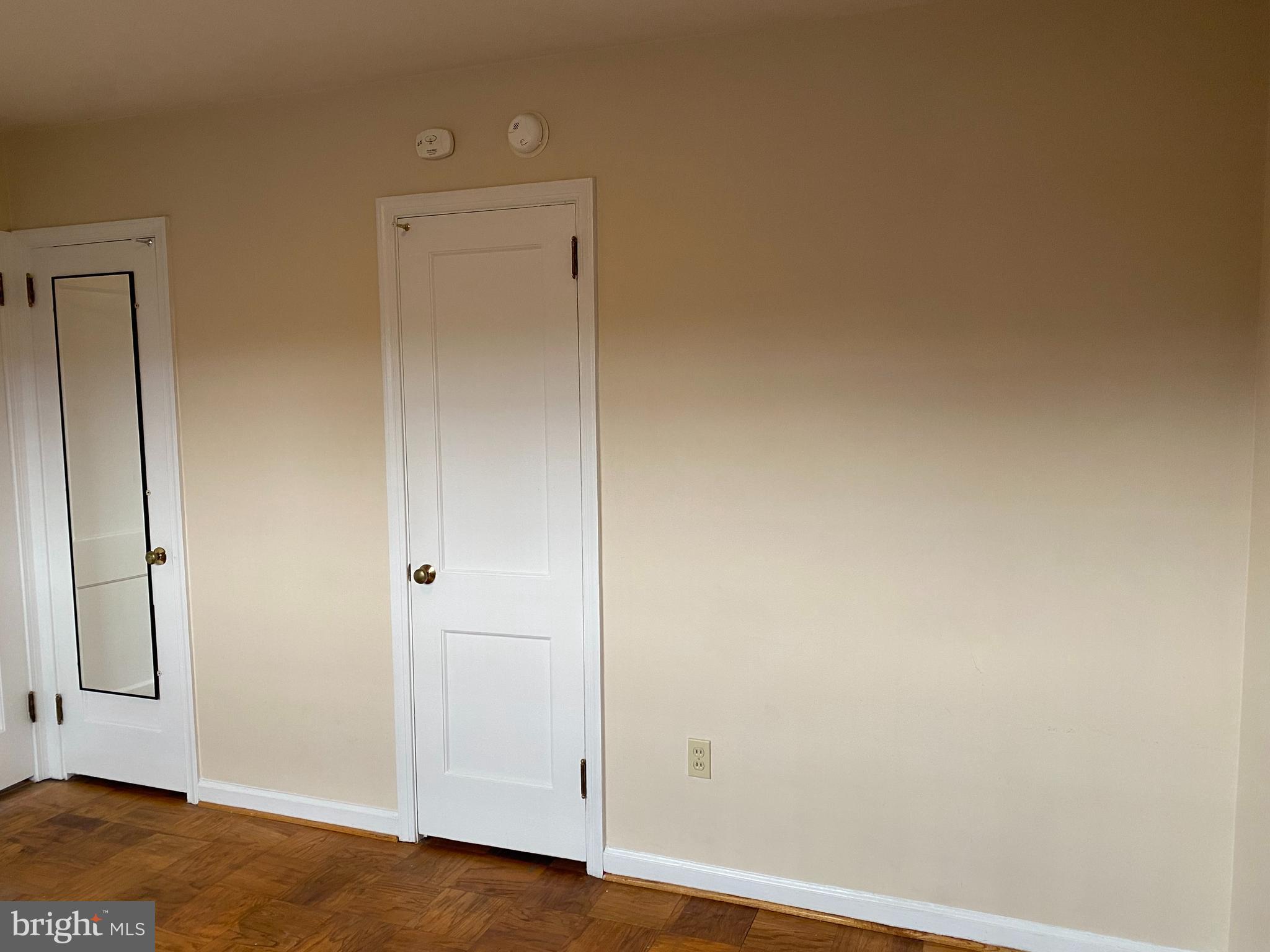 ROSSLYN HEIGHTS - Residential Lease