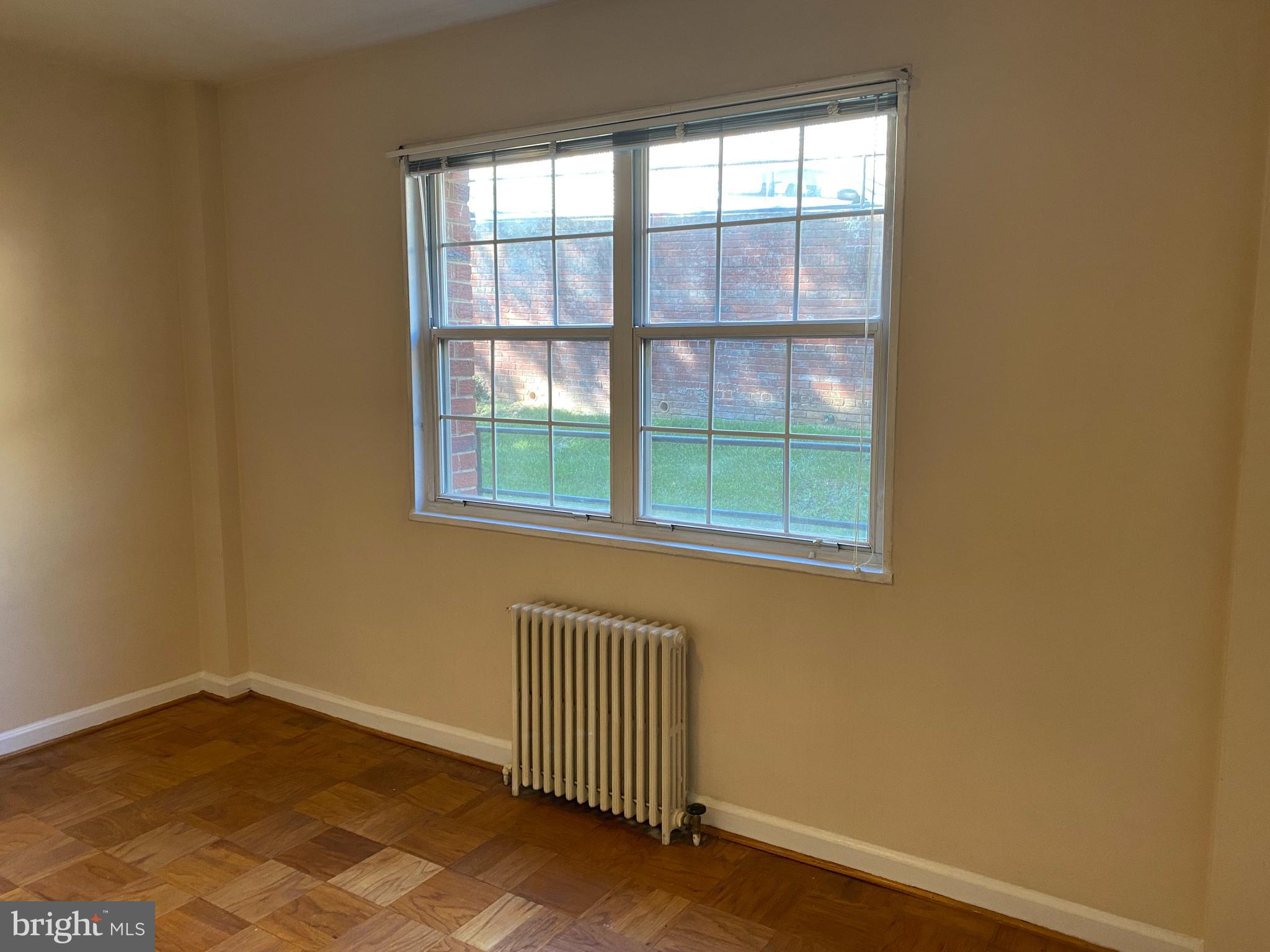 ROSSLYN HEIGHTS - Residential Lease