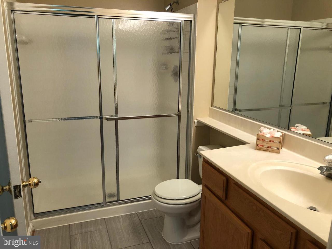 KENTLANDS - Residential Lease