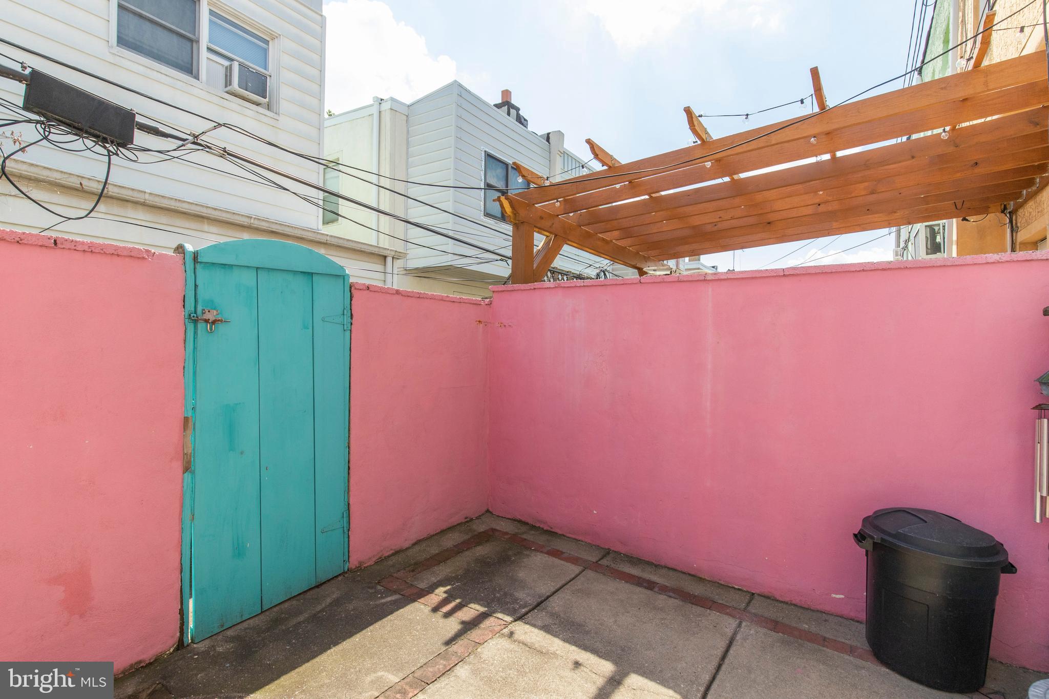 WHITMAN - Residential