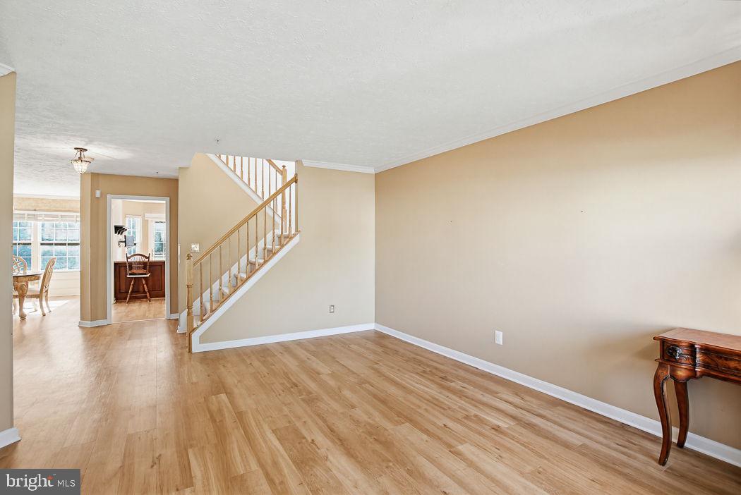 DEER SPRING - Residential
