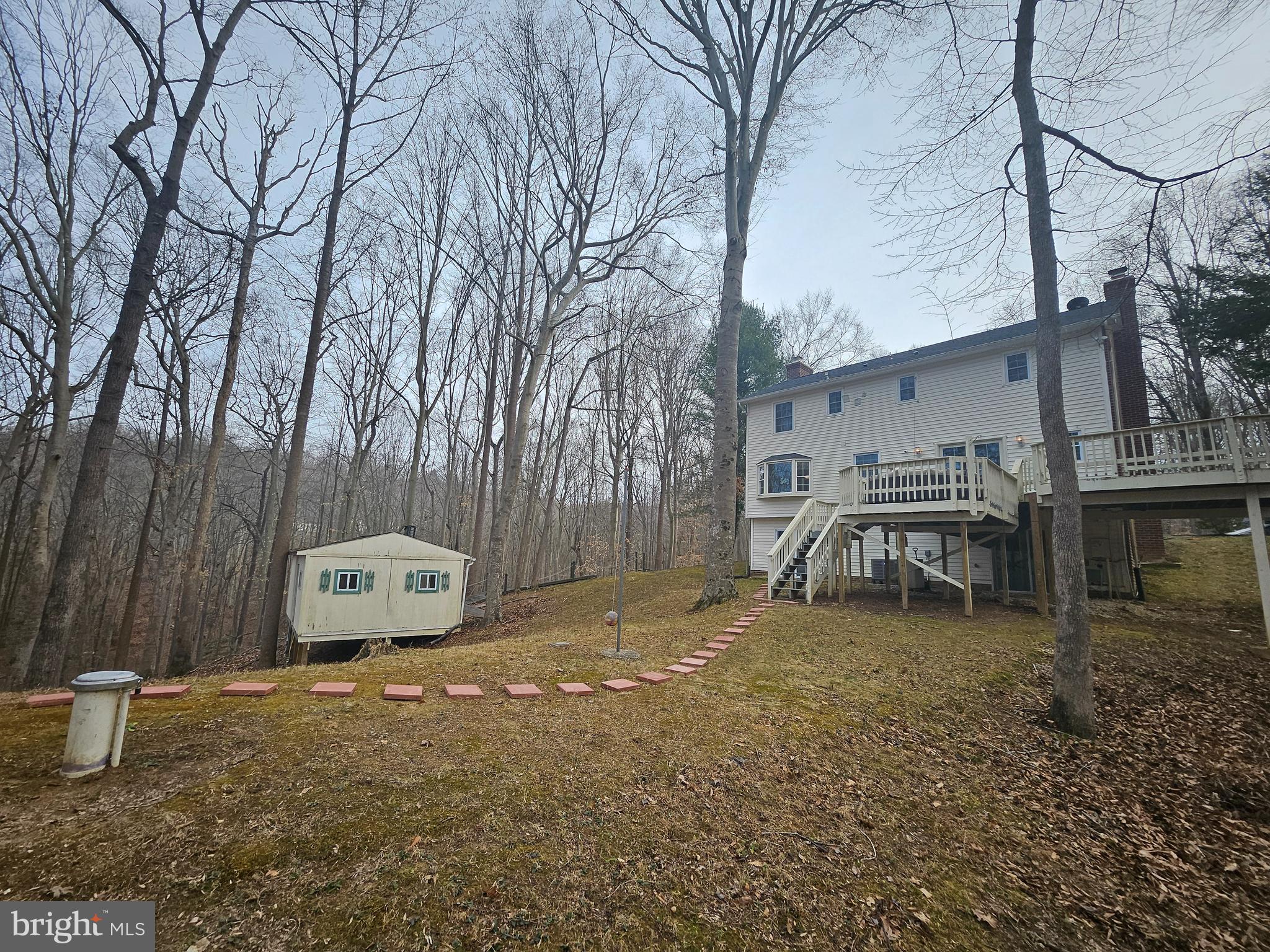 OCCOQUAN OAKS - Residential