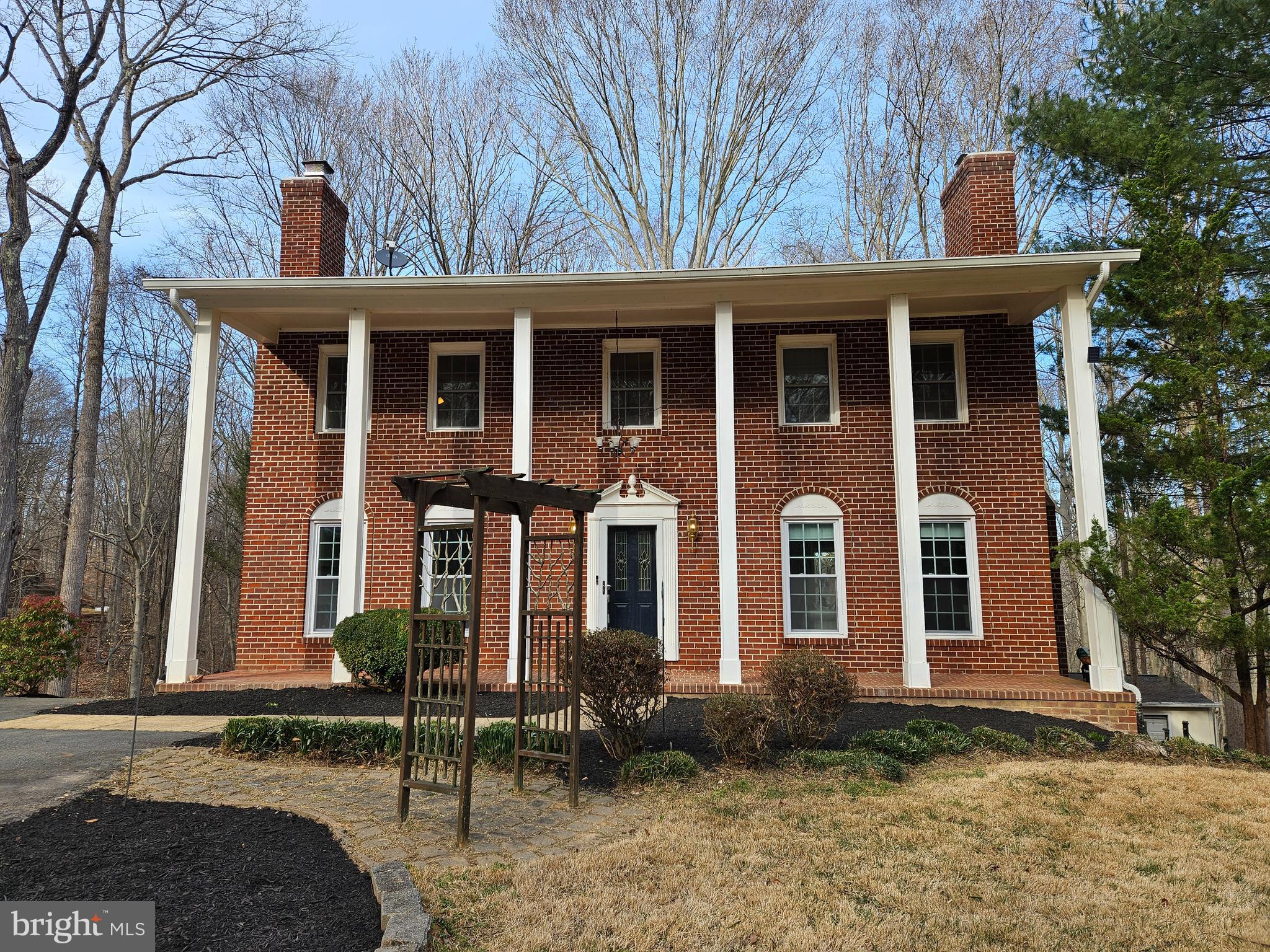 OCCOQUAN OAKS - Residential