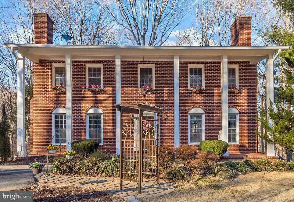 OCCOQUAN OAKS - Residential