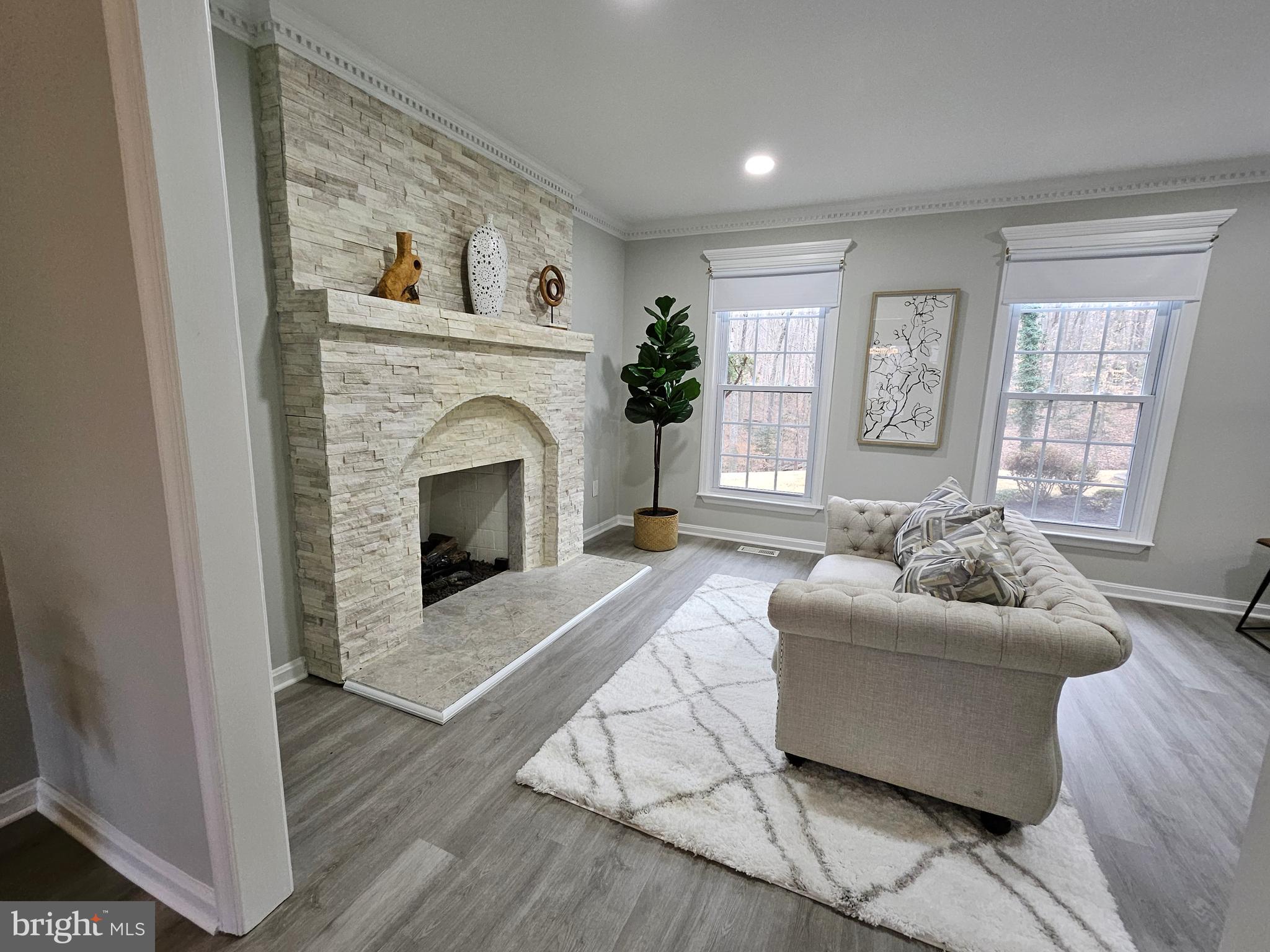 OCCOQUAN OAKS - Residential