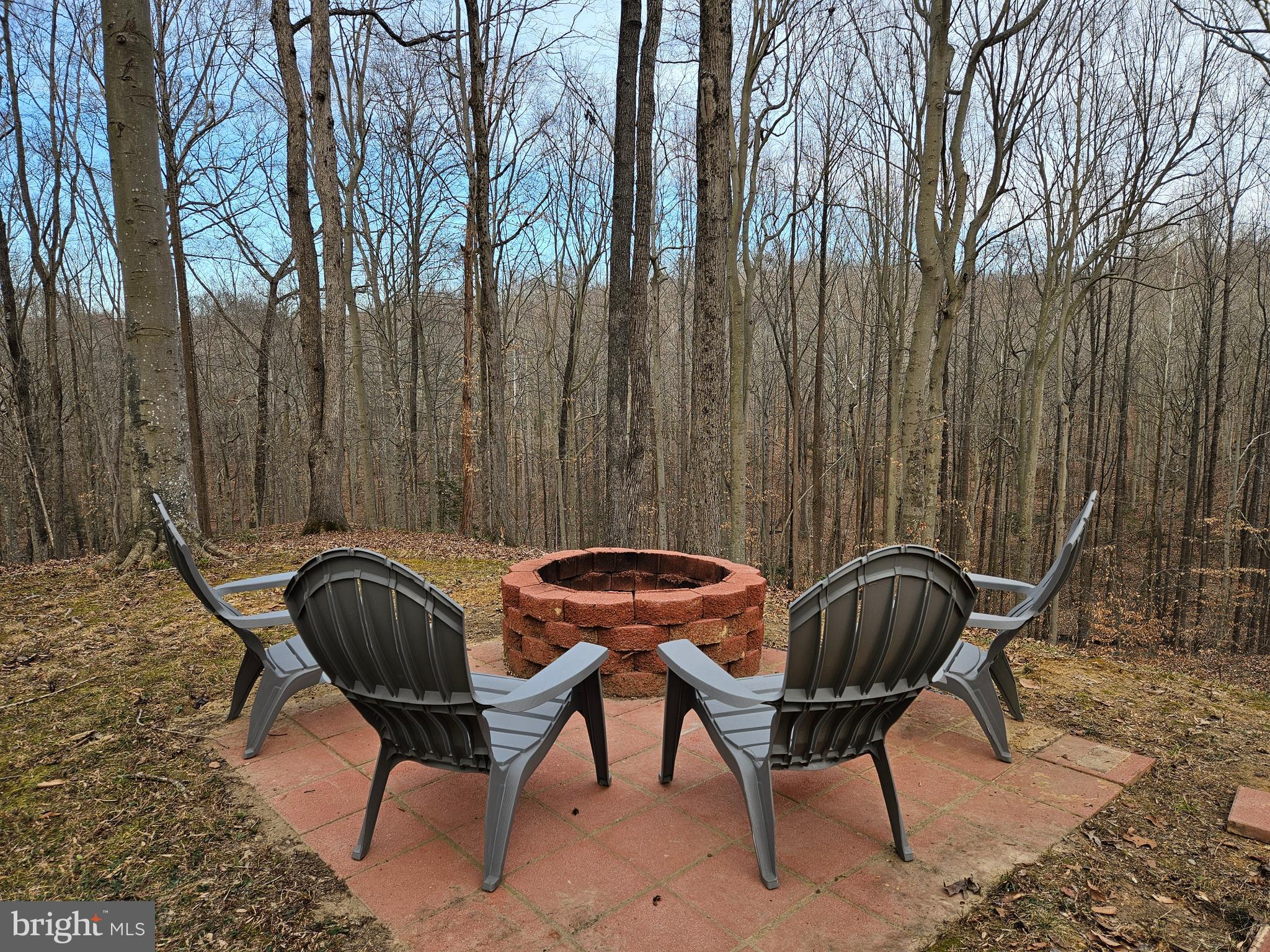 OCCOQUAN OAKS - Residential