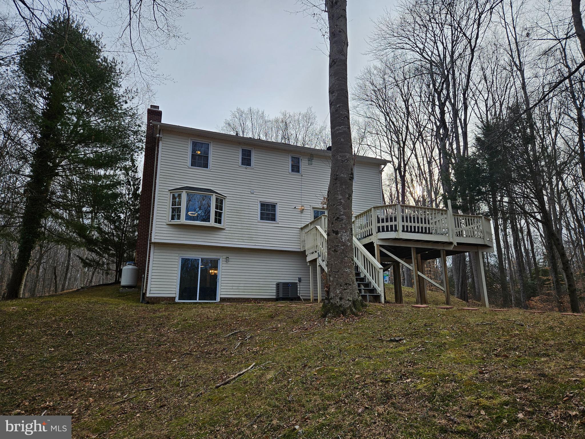 OCCOQUAN OAKS - Residential