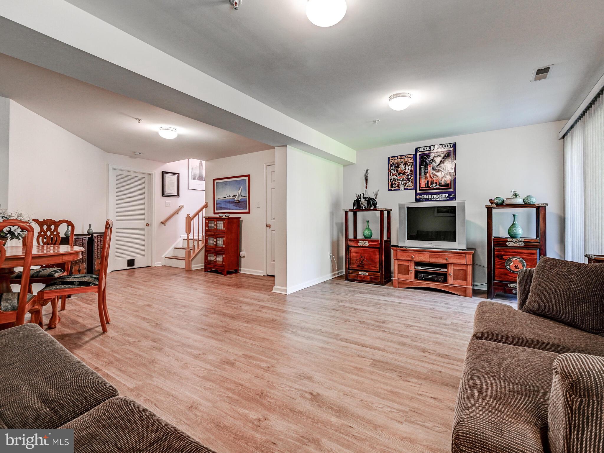 OWINGS MILLS NEWTOWN - Residential