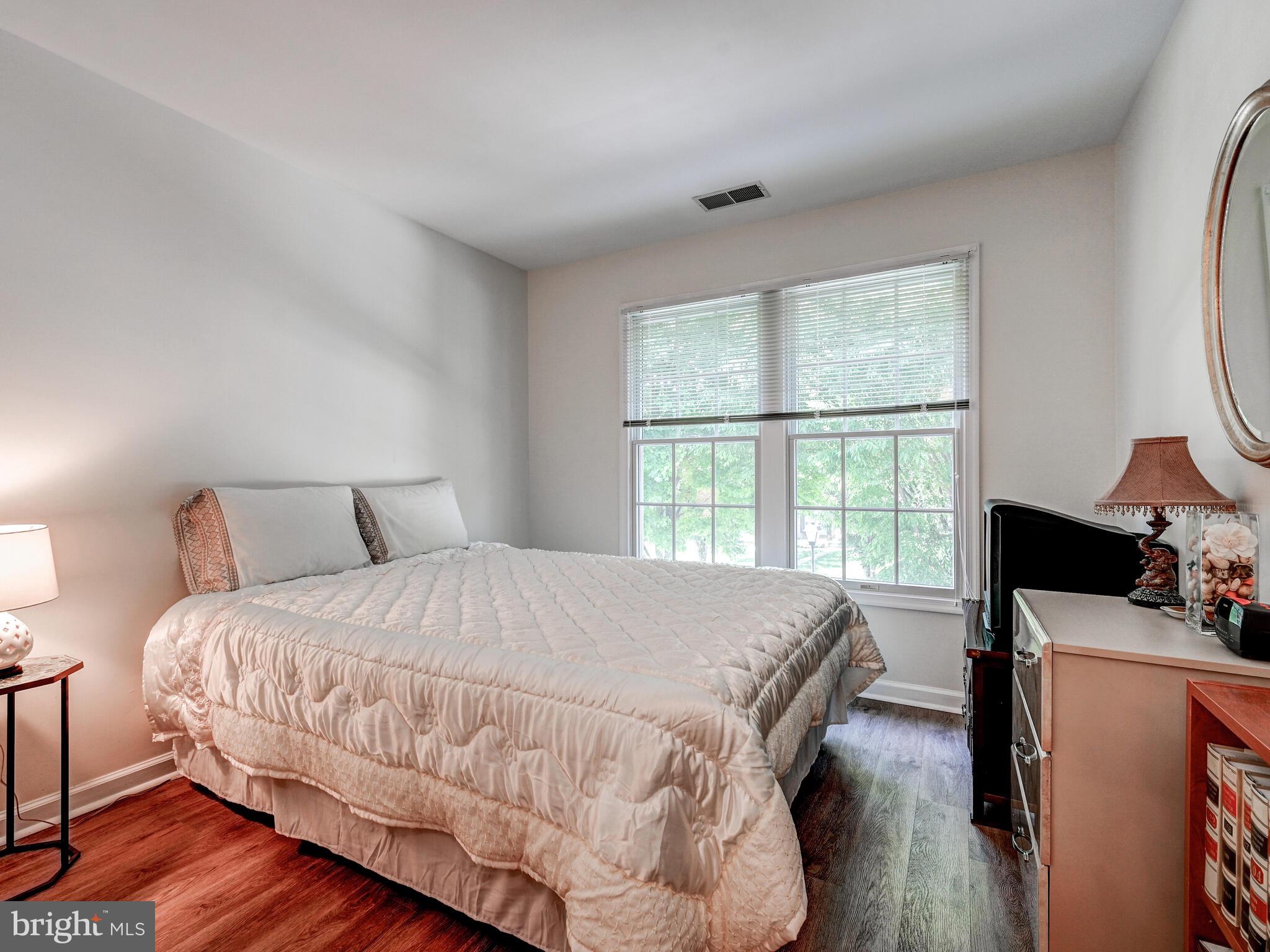 OWINGS MILLS NEWTOWN - Residential