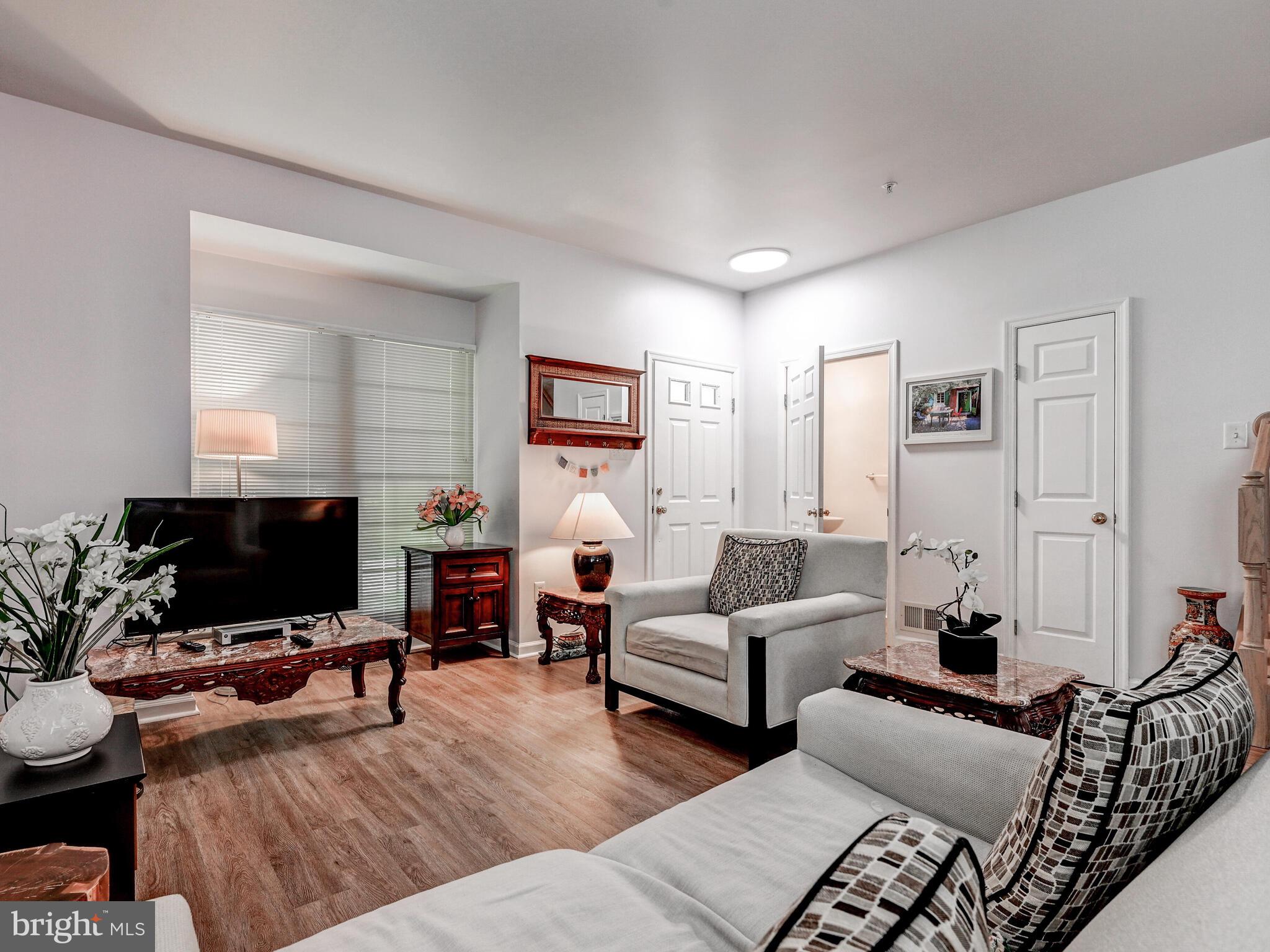 OWINGS MILLS NEWTOWN - Residential