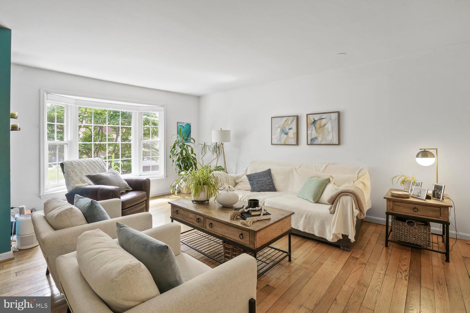 11 SHAGBARK COURT