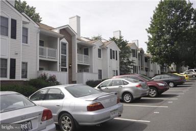 VILLAS AT COUNTRYSIDE - Residential Lease