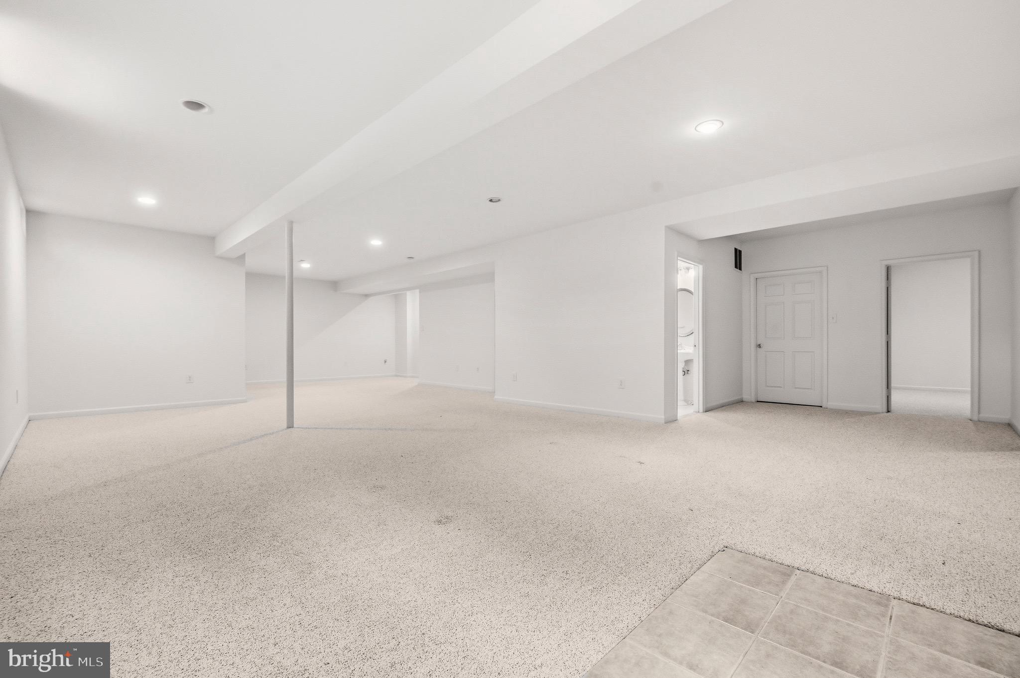 BERKSHIRE WOODS - Residential