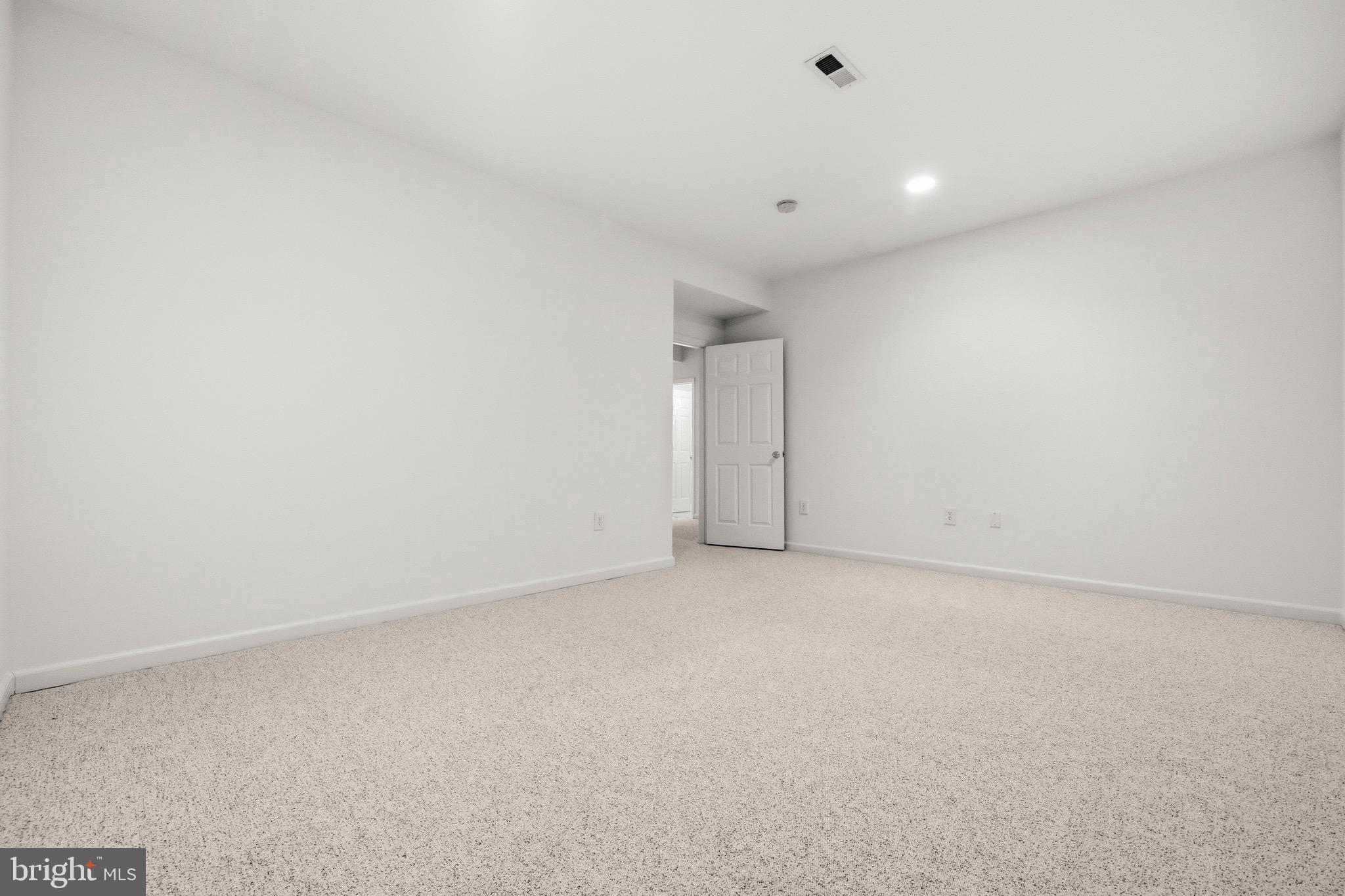 BERKSHIRE WOODS - Residential