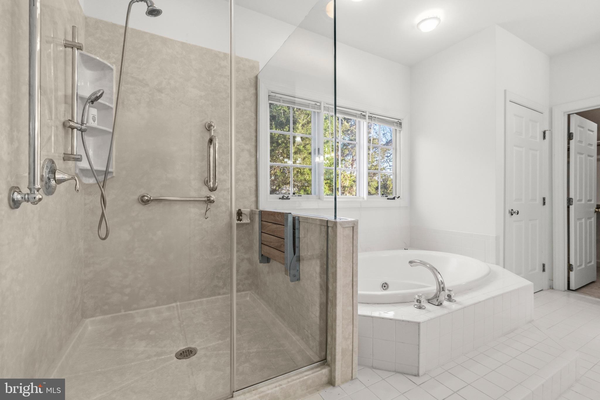 BERKSHIRE WOODS - Residential